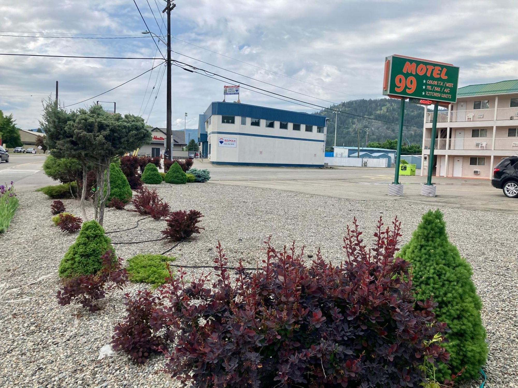 Motel 99 Гранд Форкс Екстериор снимка